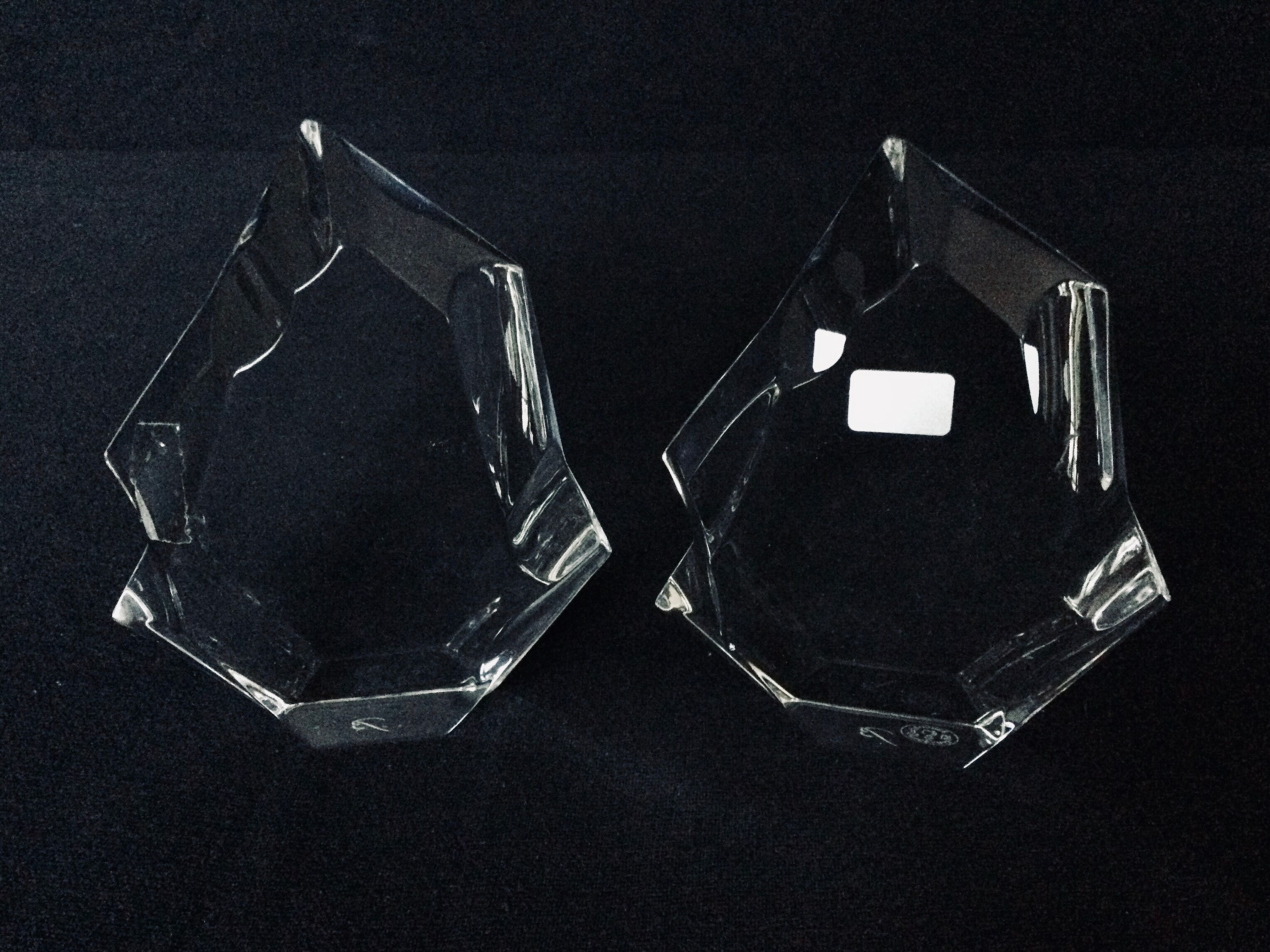 Baccarat paper press pair