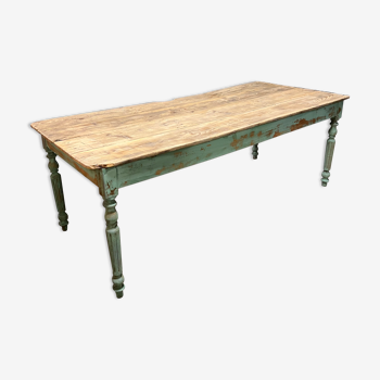 Patinated farmhouse table