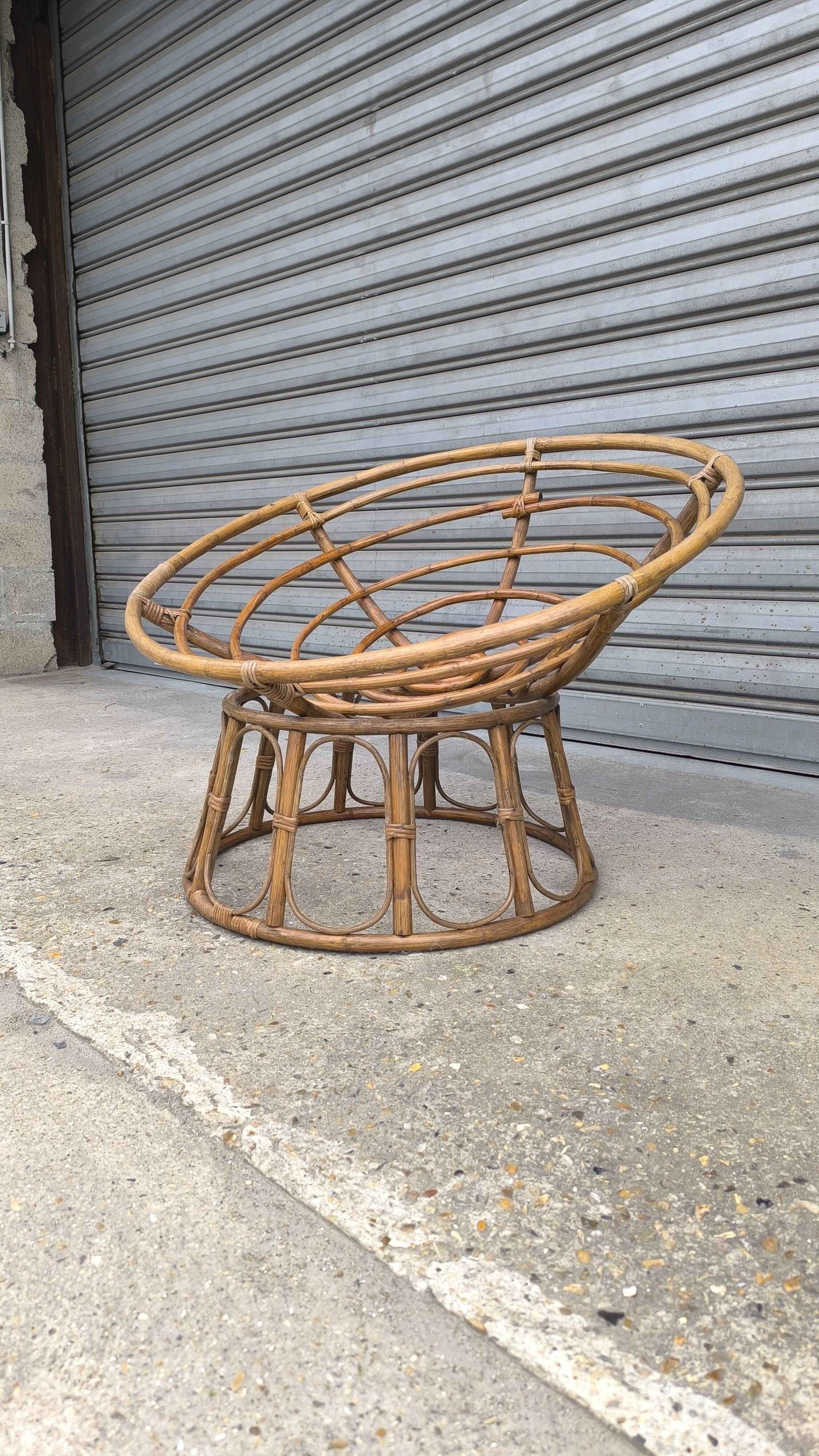 Papasan loveseat chair in rattan, 1950