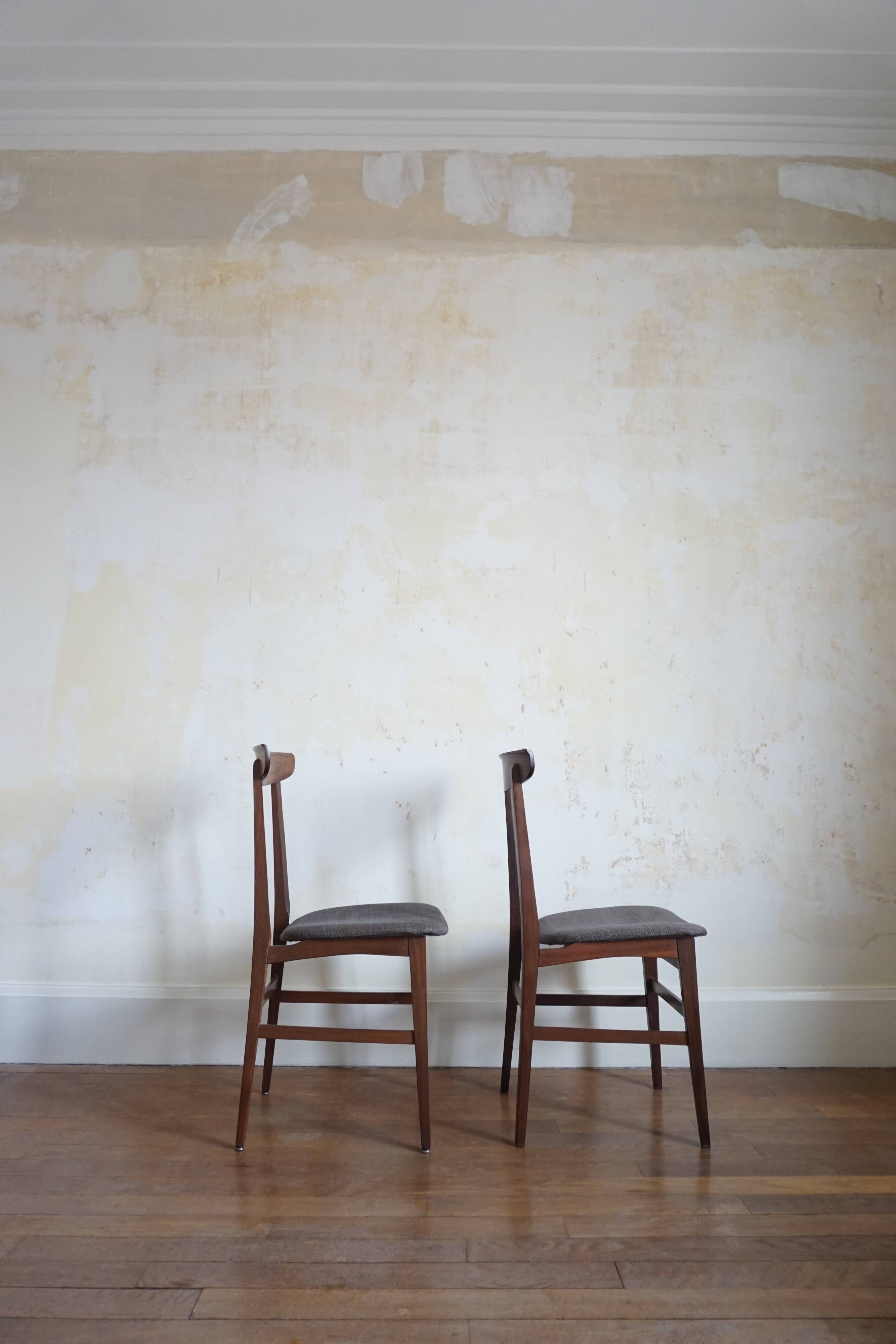 Pair of Italian chairs Consorzio Sedie Friuli