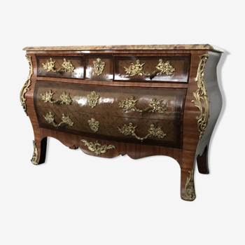 Commode tombeau de style régence en marqueterie