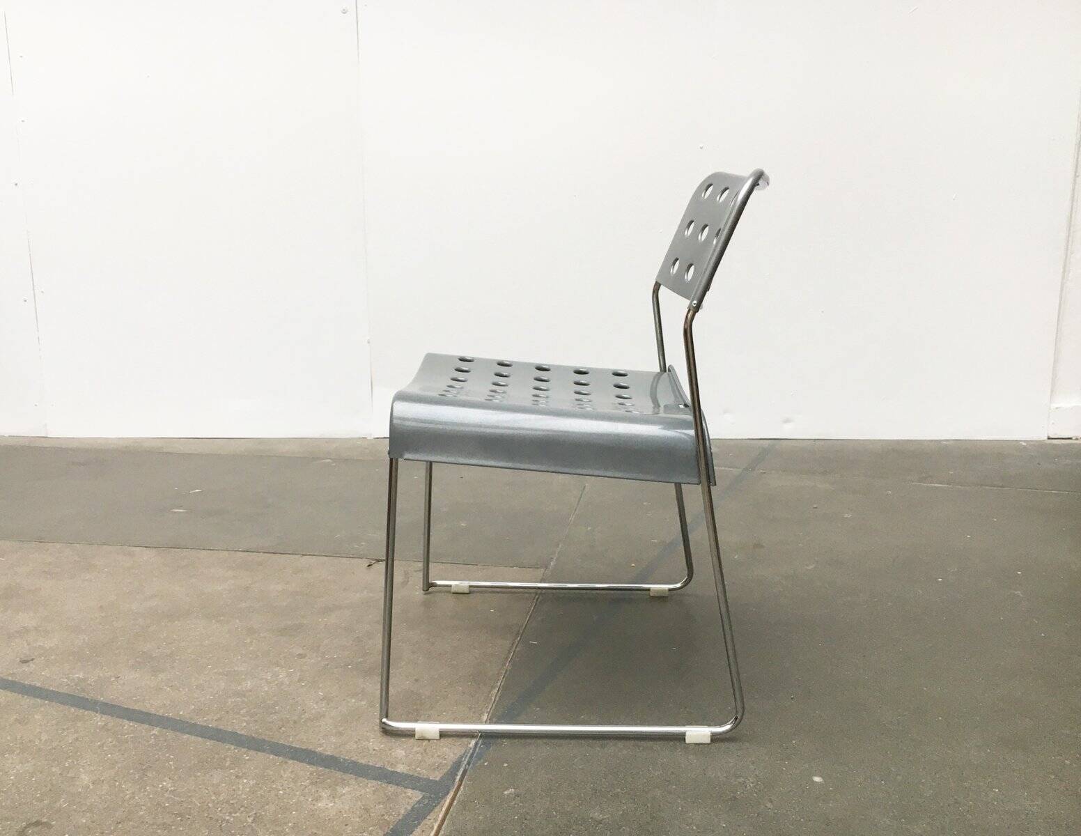 Omkstack Postmodern Chair from the vintage space age by Rodney Kinsman for Bieffeplast