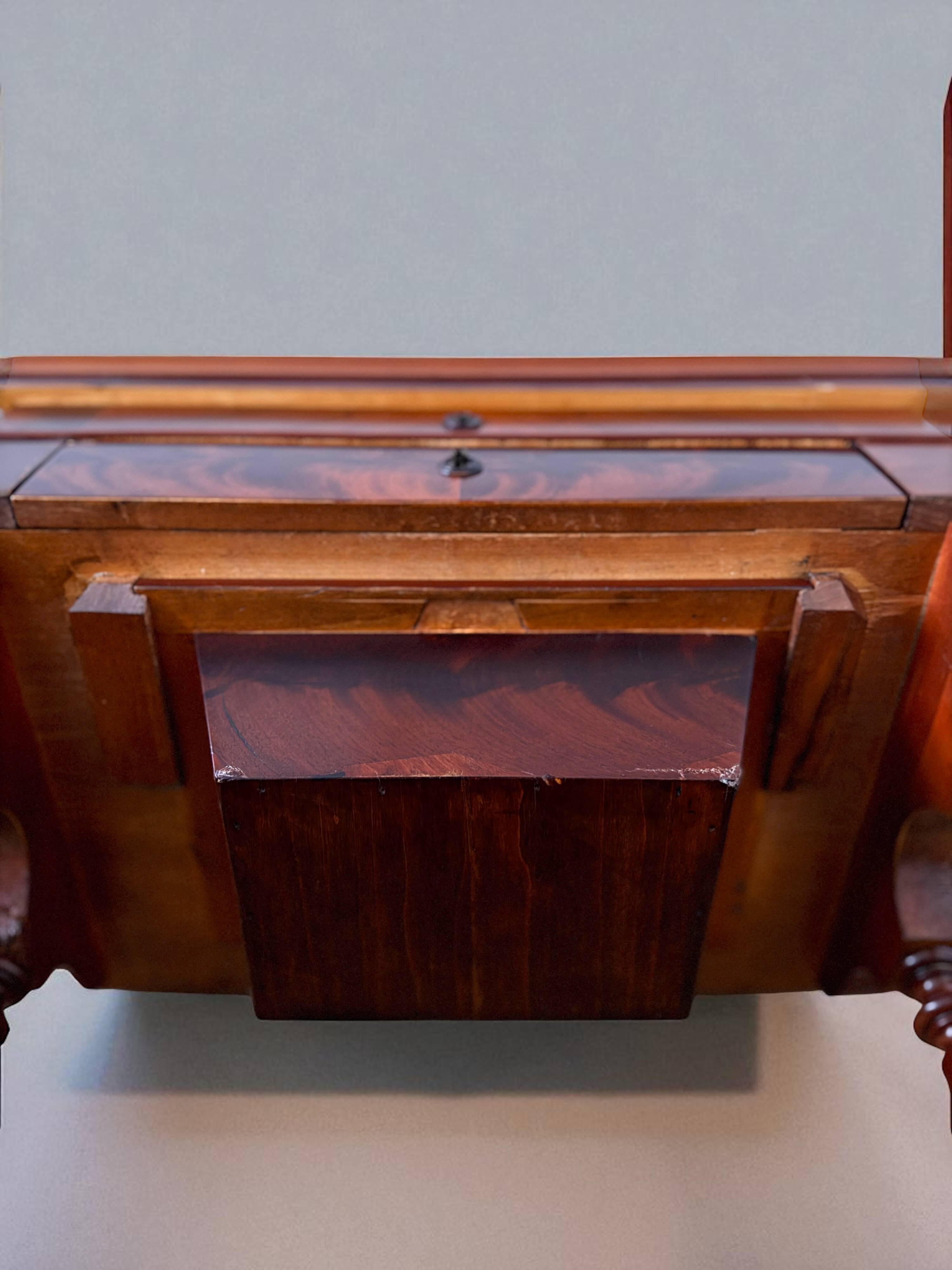 Louis-Philippe 19th century mahogany dressing table/work table with mirror and drawer