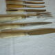 22 couteaux et 3 couverts service bakelite manufrance