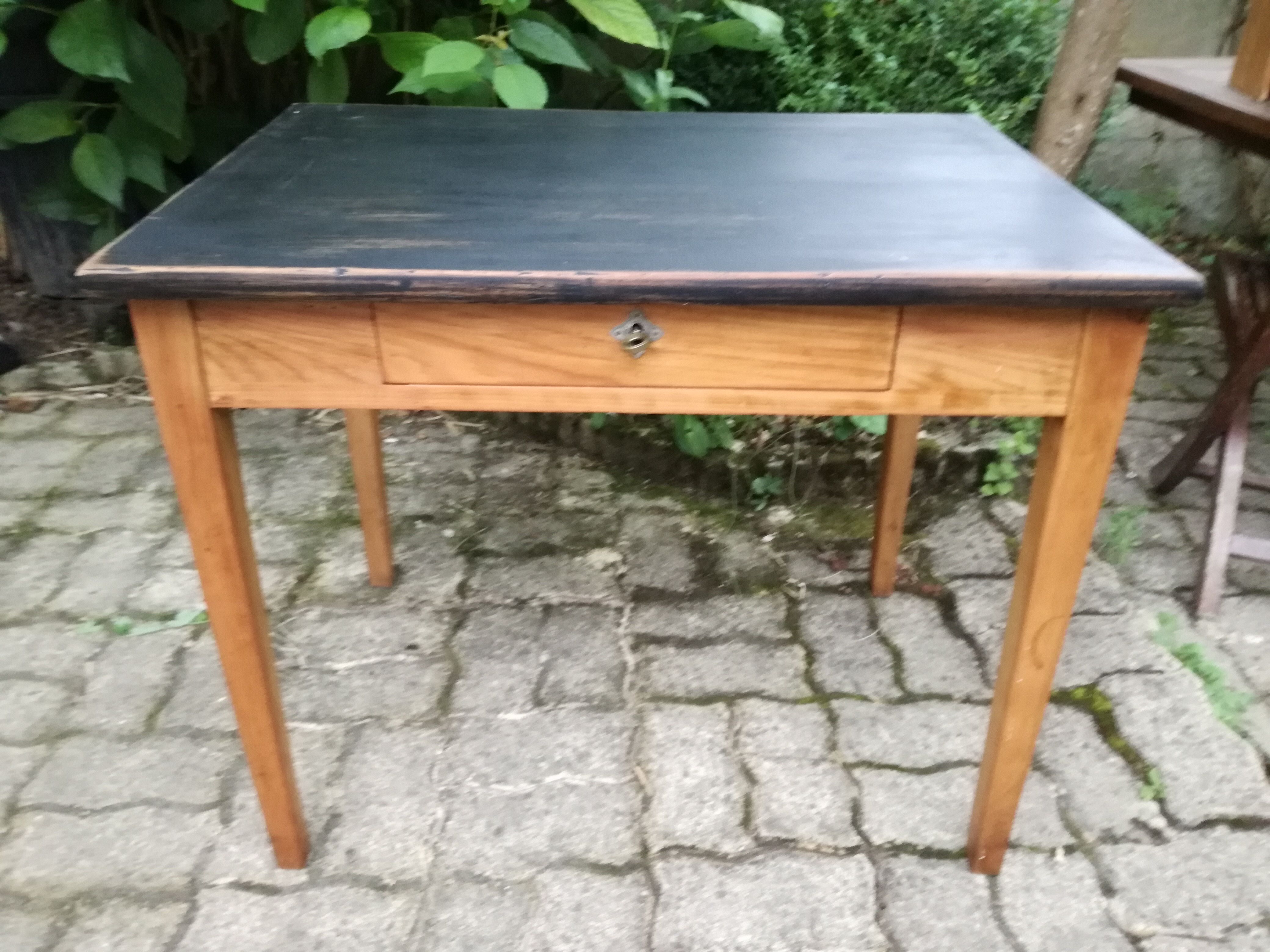 Stepped desk in fruit wood