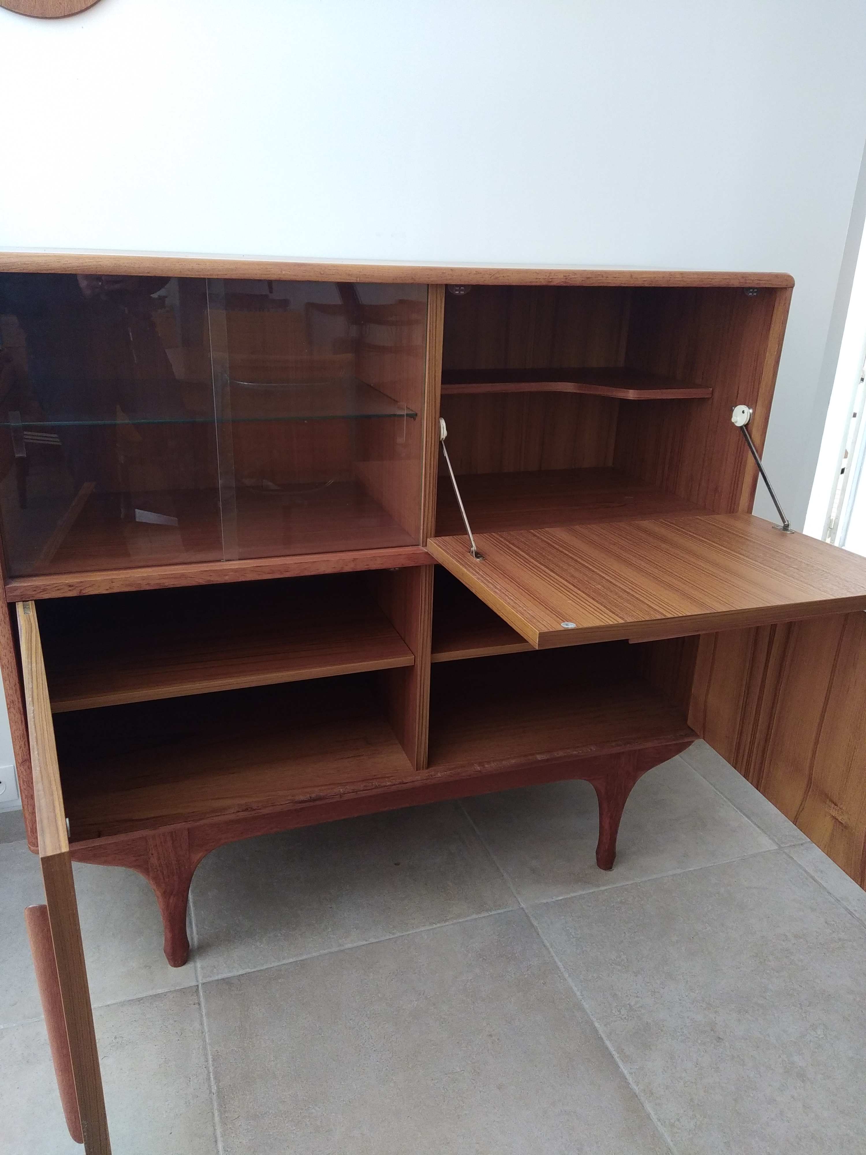 Sideboard