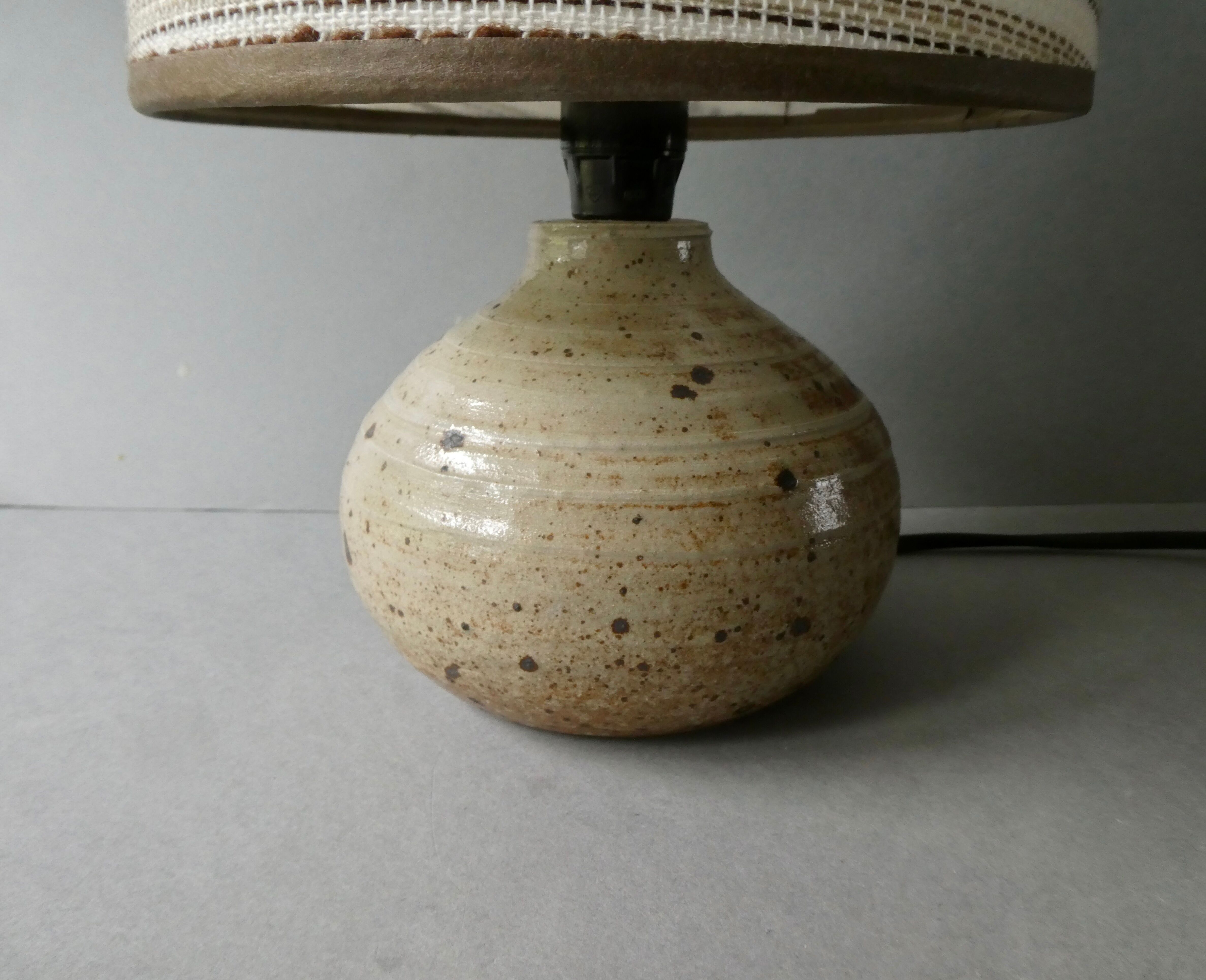 Stoneware lamp with its lampshade