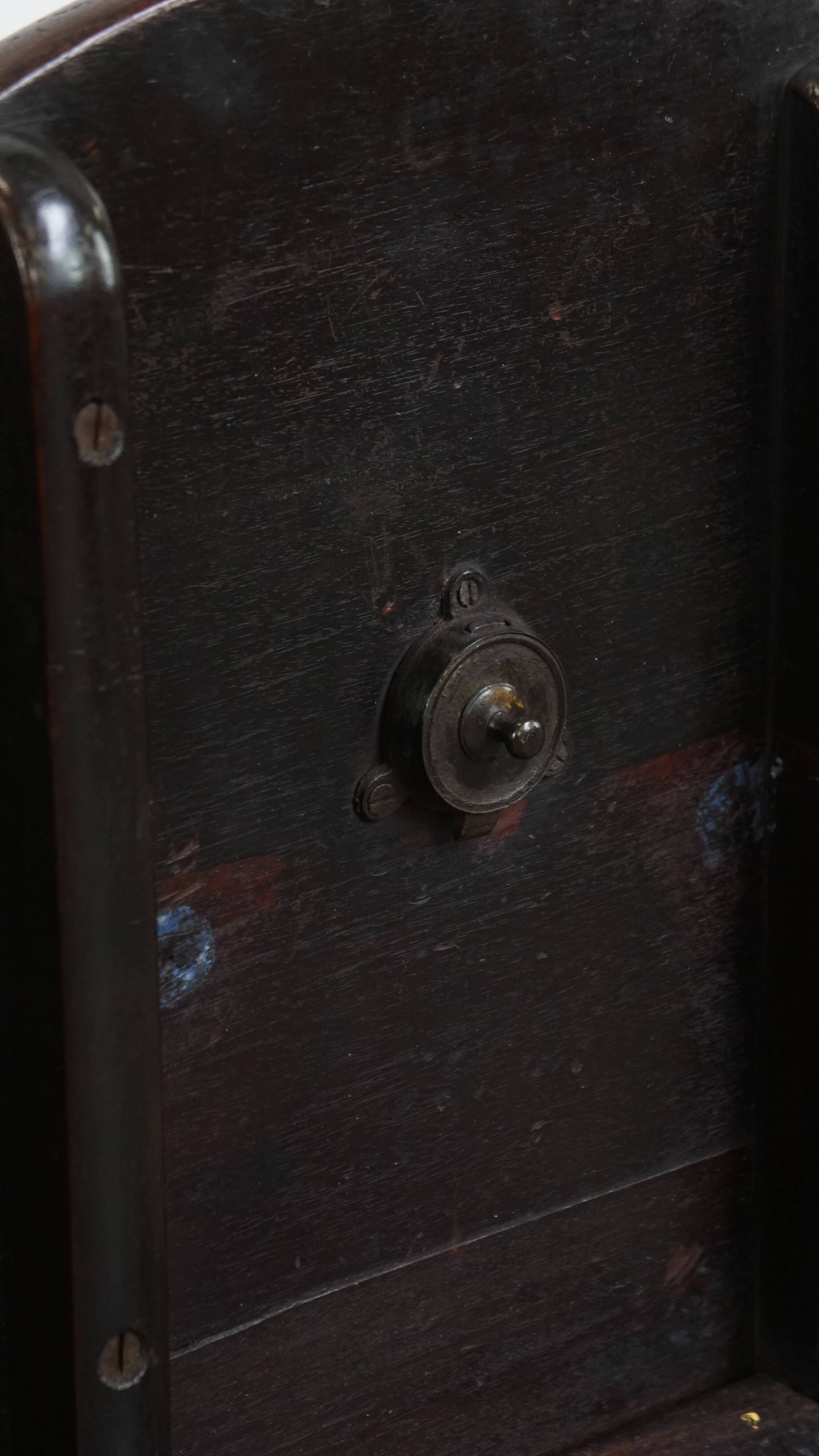 Antique English Round Open Birdcage Tilt-Top Table / Wine Table
