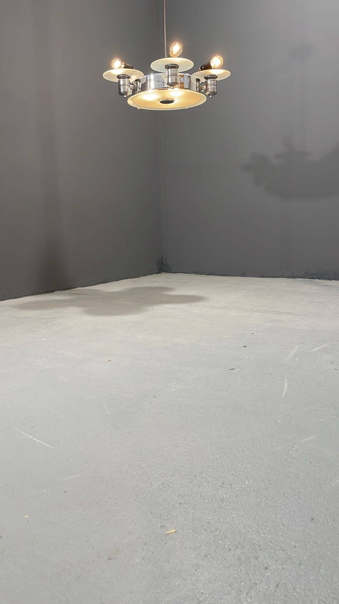 1930s Art Deco Chrome Chandelier with Frosted Glass Disc Shades – Czech Vin