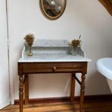Toilet table
