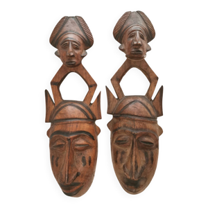 Couple de masques Sculptés