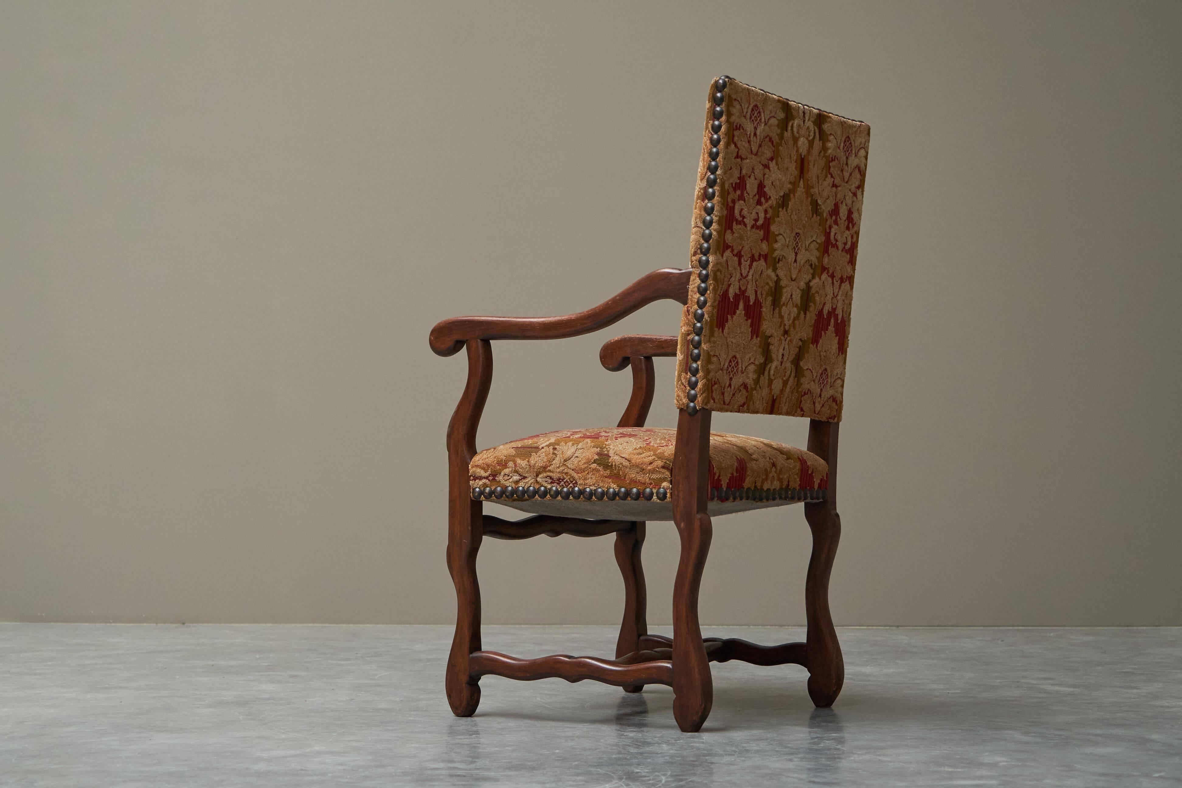 Sheep Bone Armchair in solid wood and 19th-century upholstery