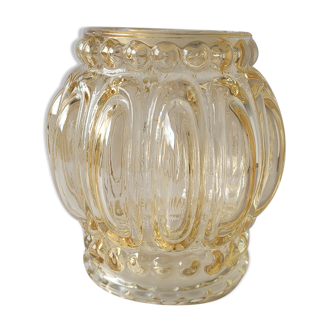 Globe en verre moulé jaune