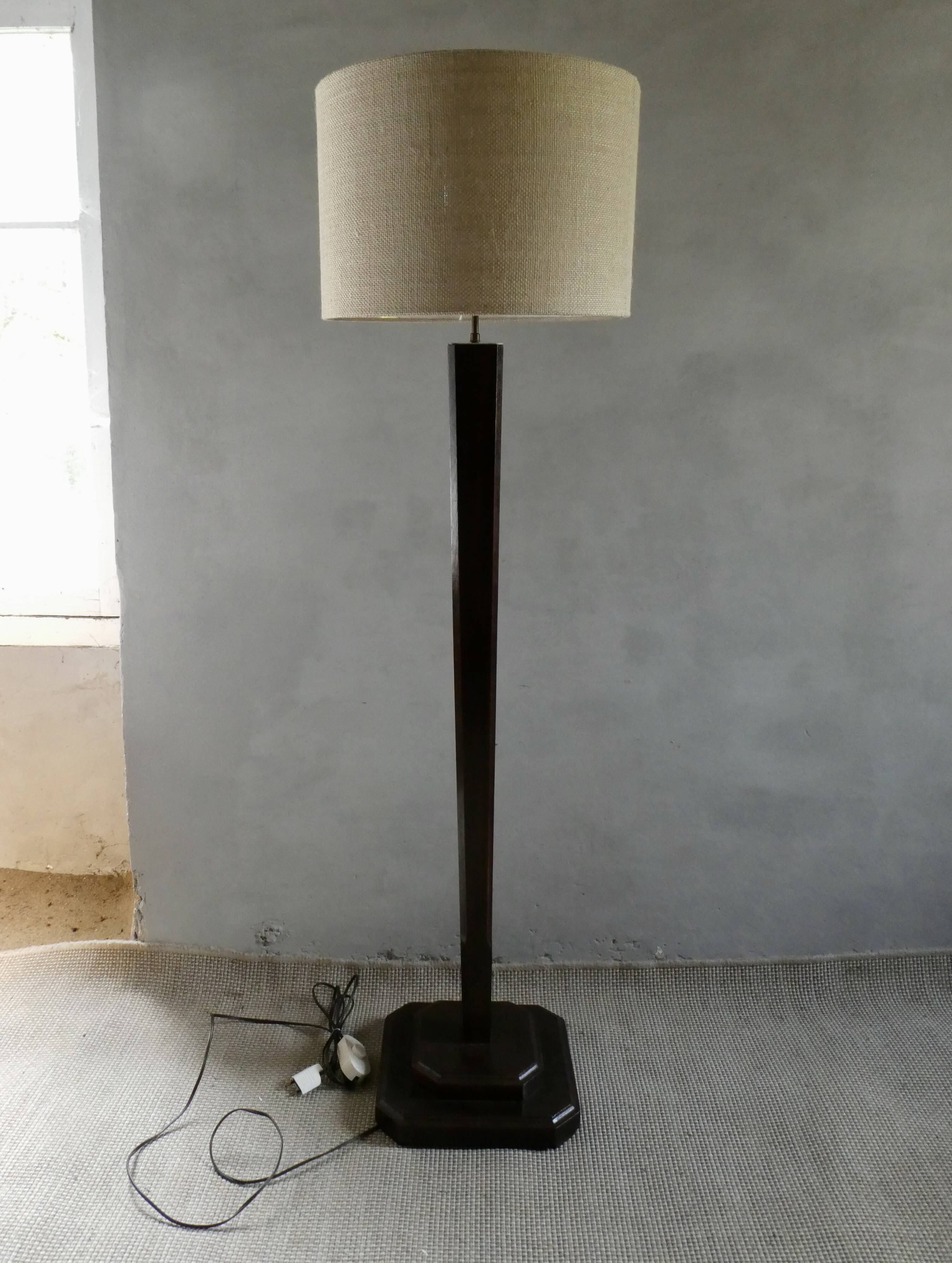 Lampadaire Art Deco en chêne