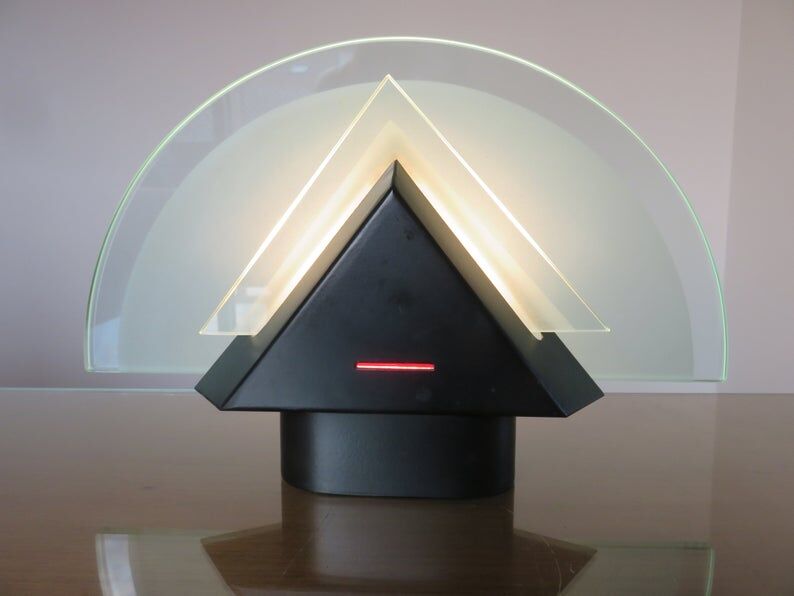 Graphic lamp "half moon" 1980s era Memphis