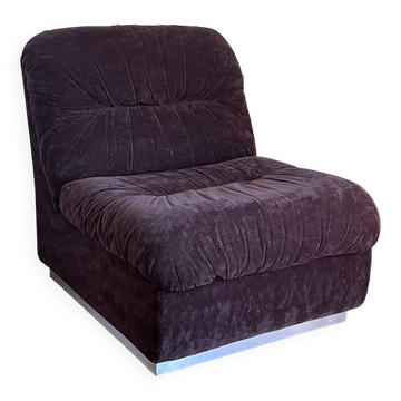 Vintage 1970s lounge chair in chocolate brown velvet with a chrome base.