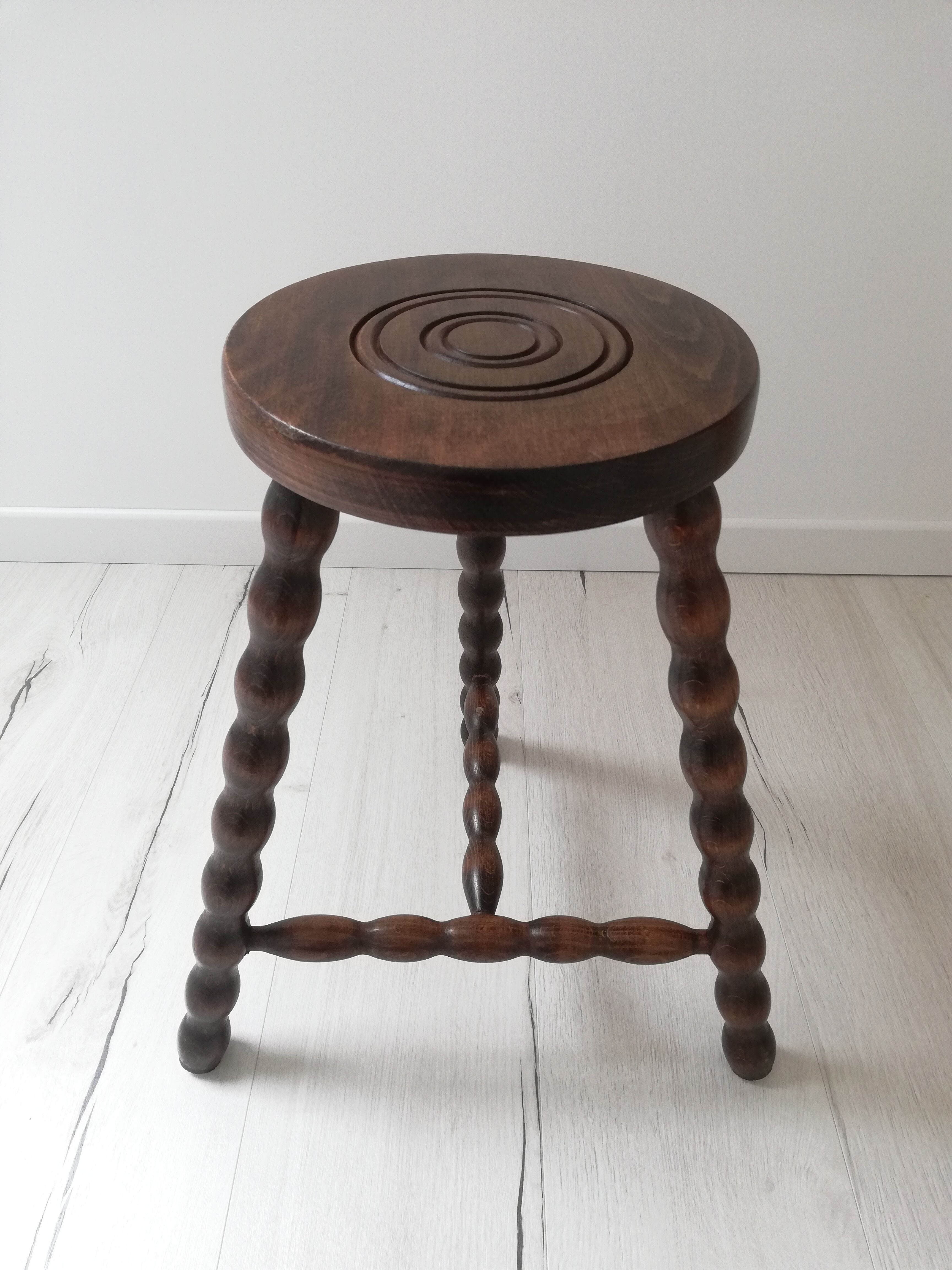 Vintage tripod stool