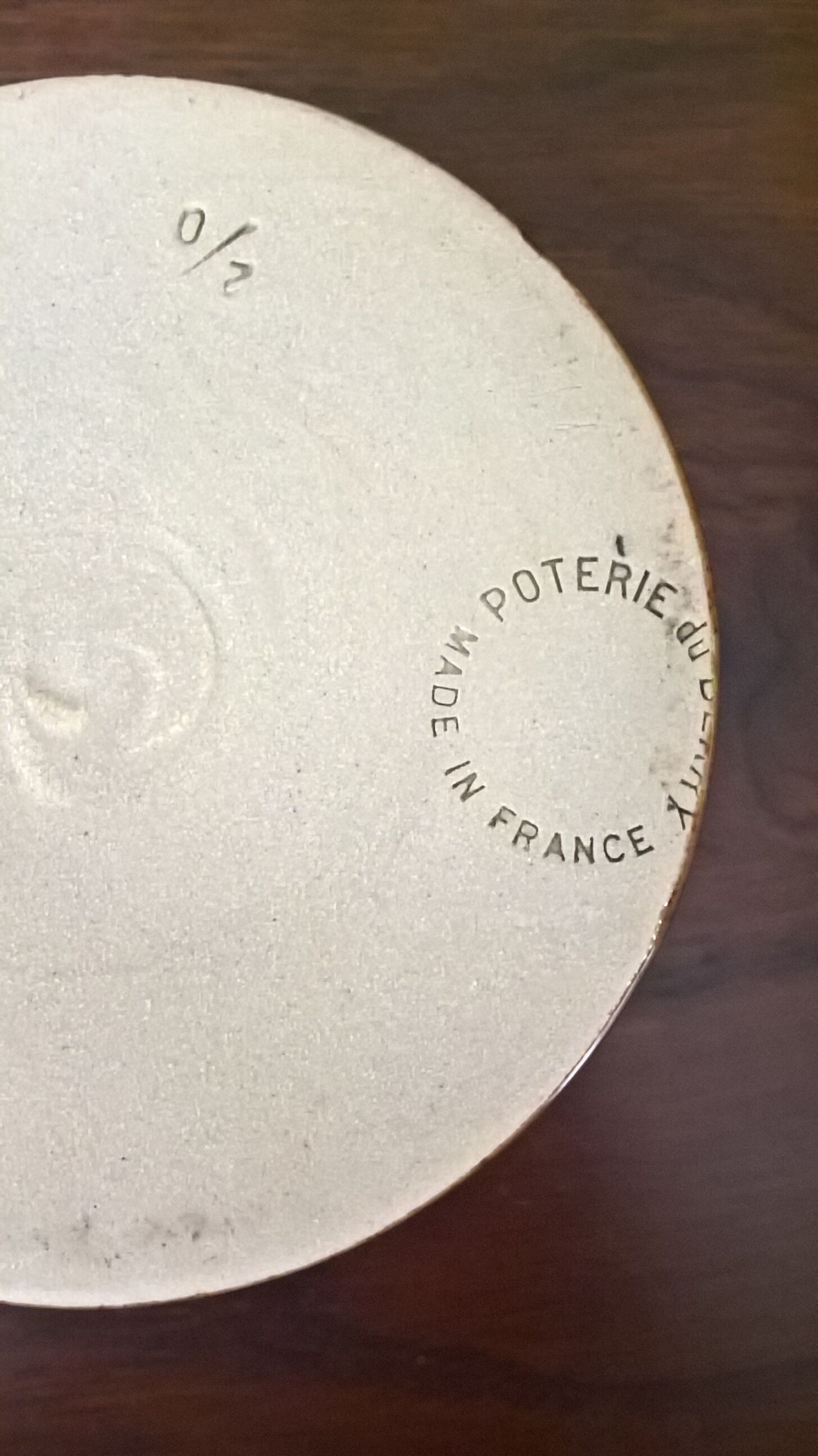 Berry sandstone water butter maker