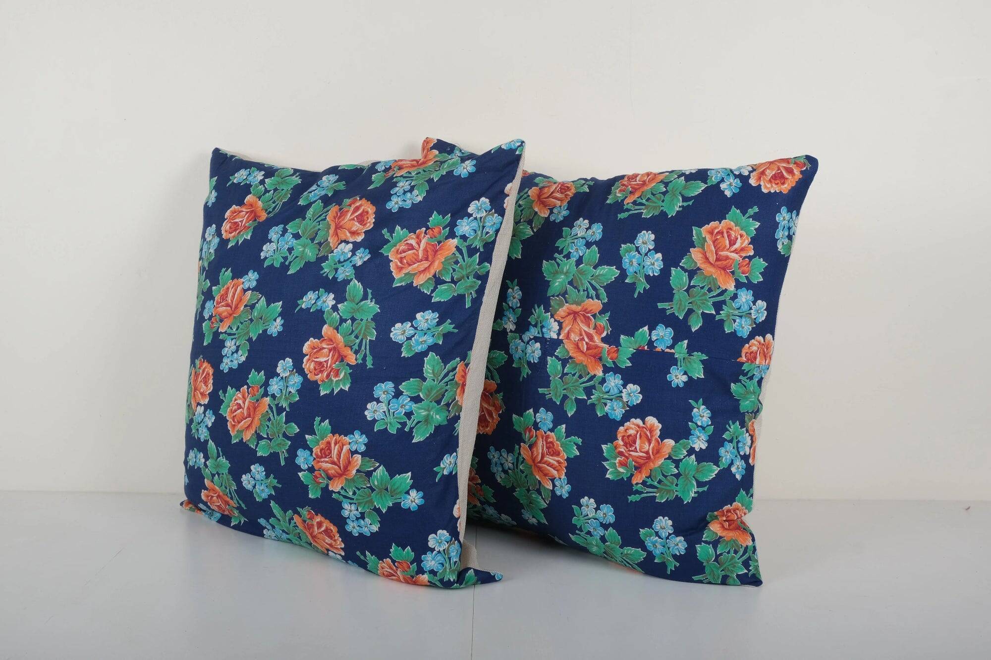 Set of 2 vintage Turkish cushion covers 61x61 cm