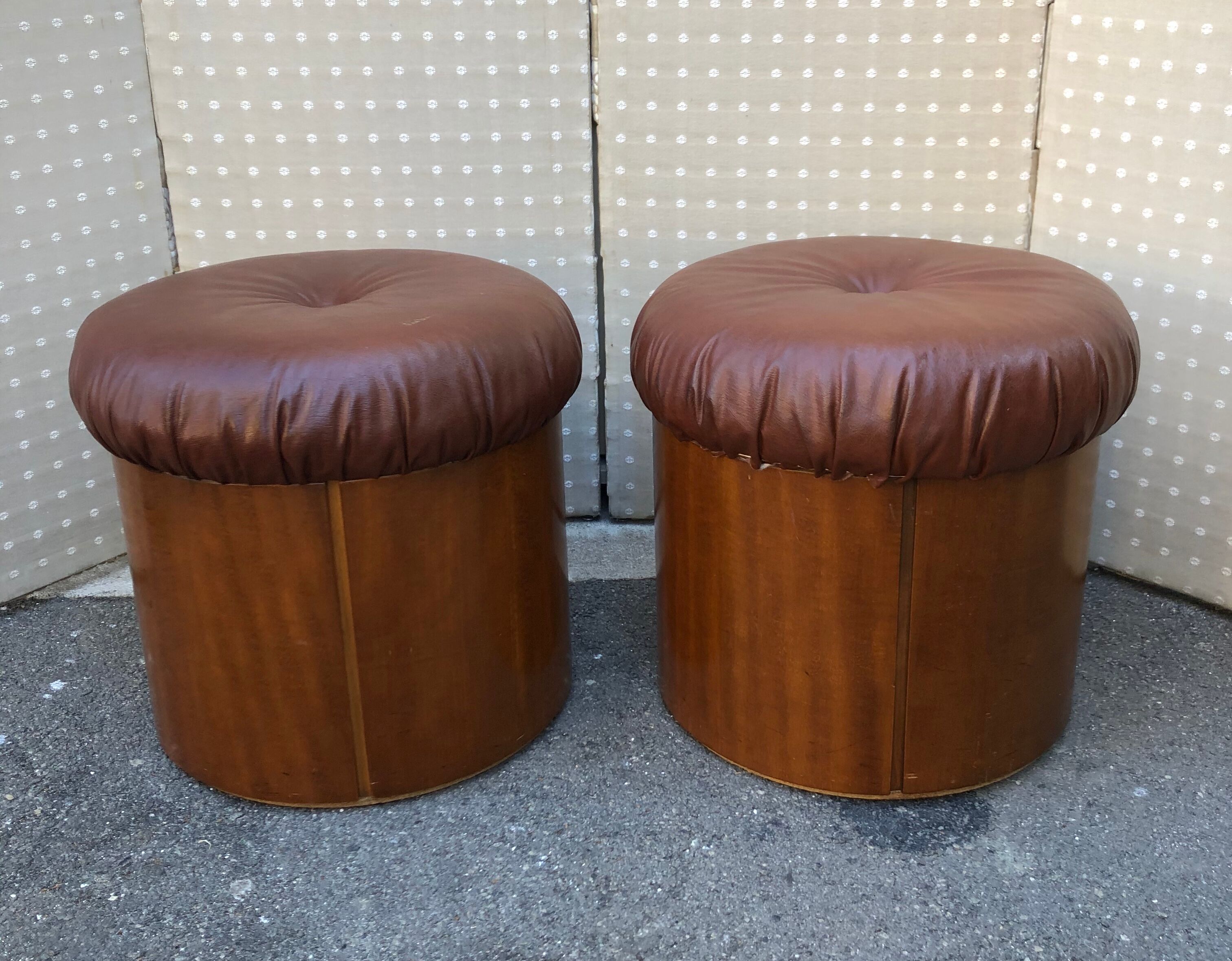 Pair of round poufs from the 1970s