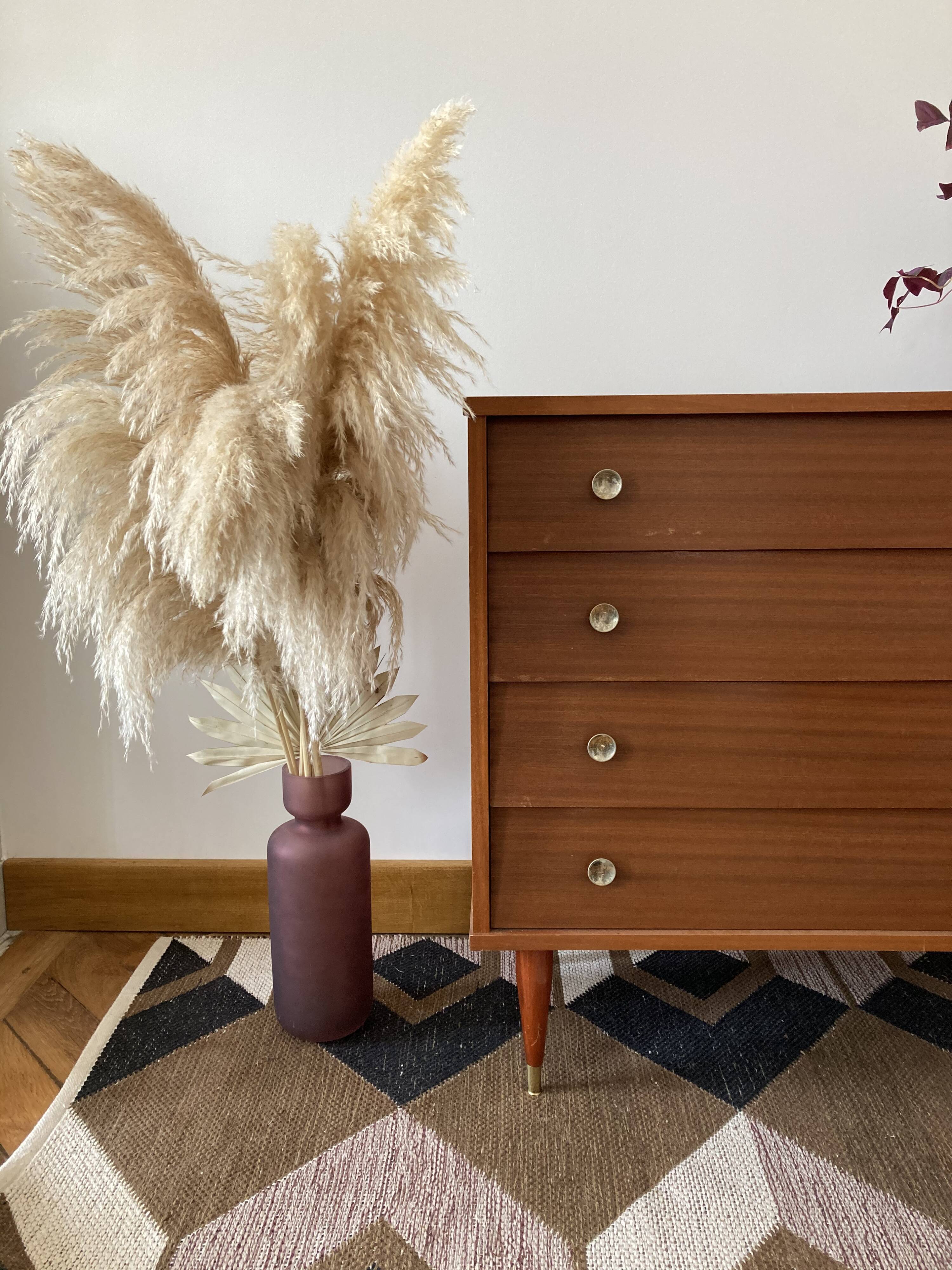 Chest of drawers feet pencils