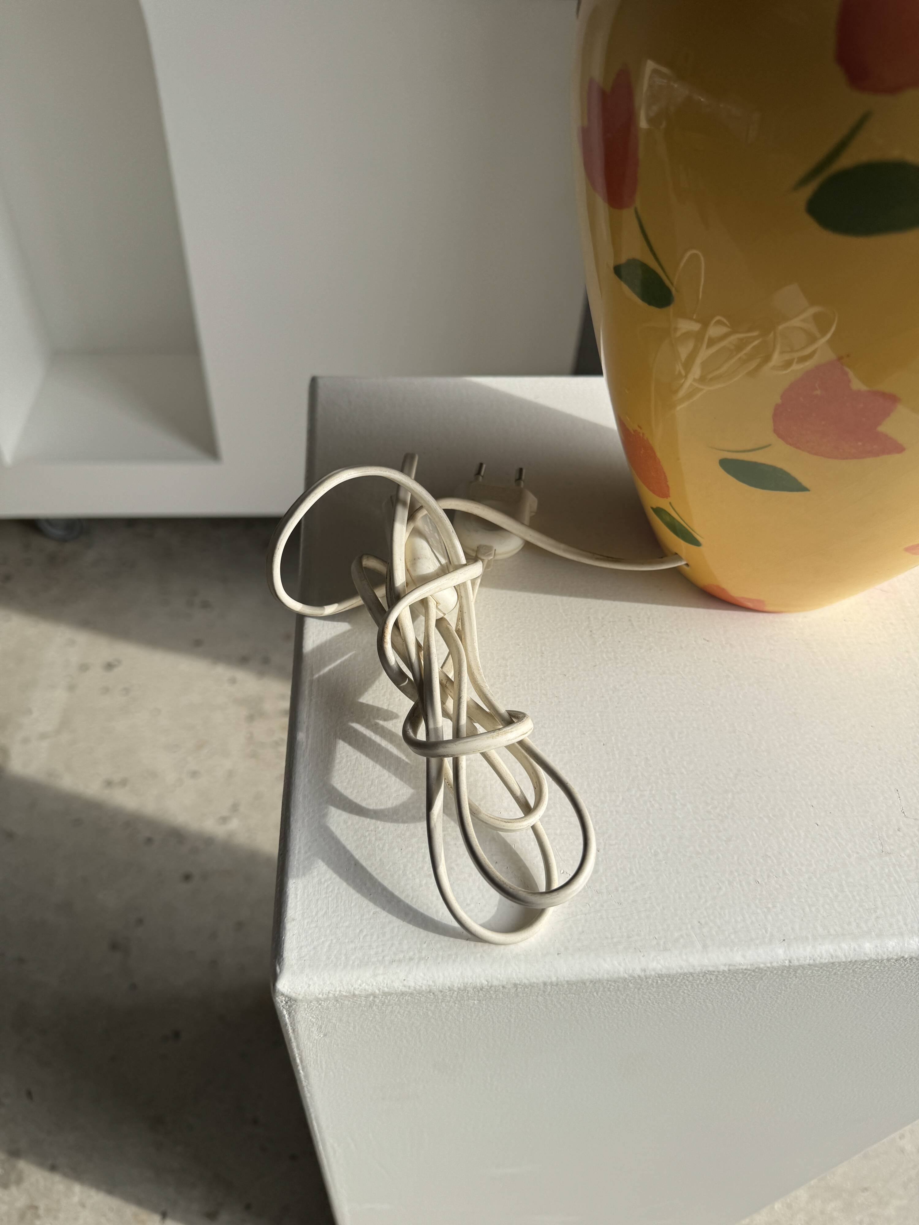 Large yellow lamp base with orange tulip shades, H46 D24