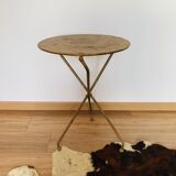 Pedestal table / small folding round table