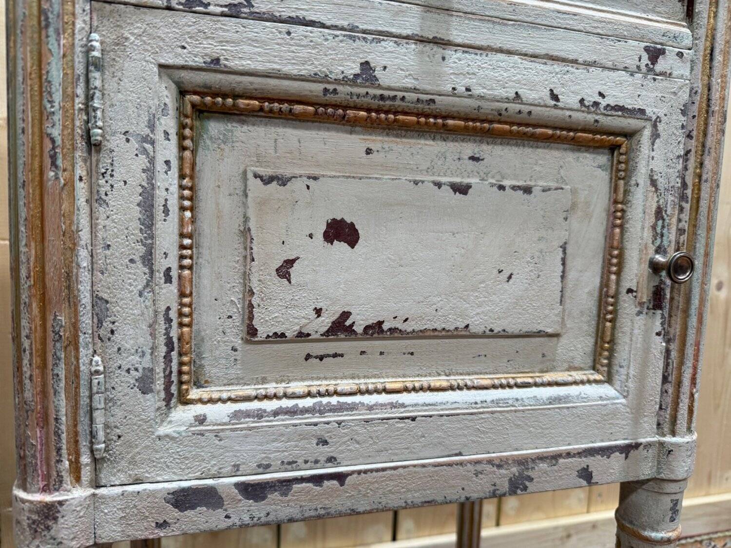 Pair of bedside tables – Louis XVI style – Painted wood, oak, brass, po