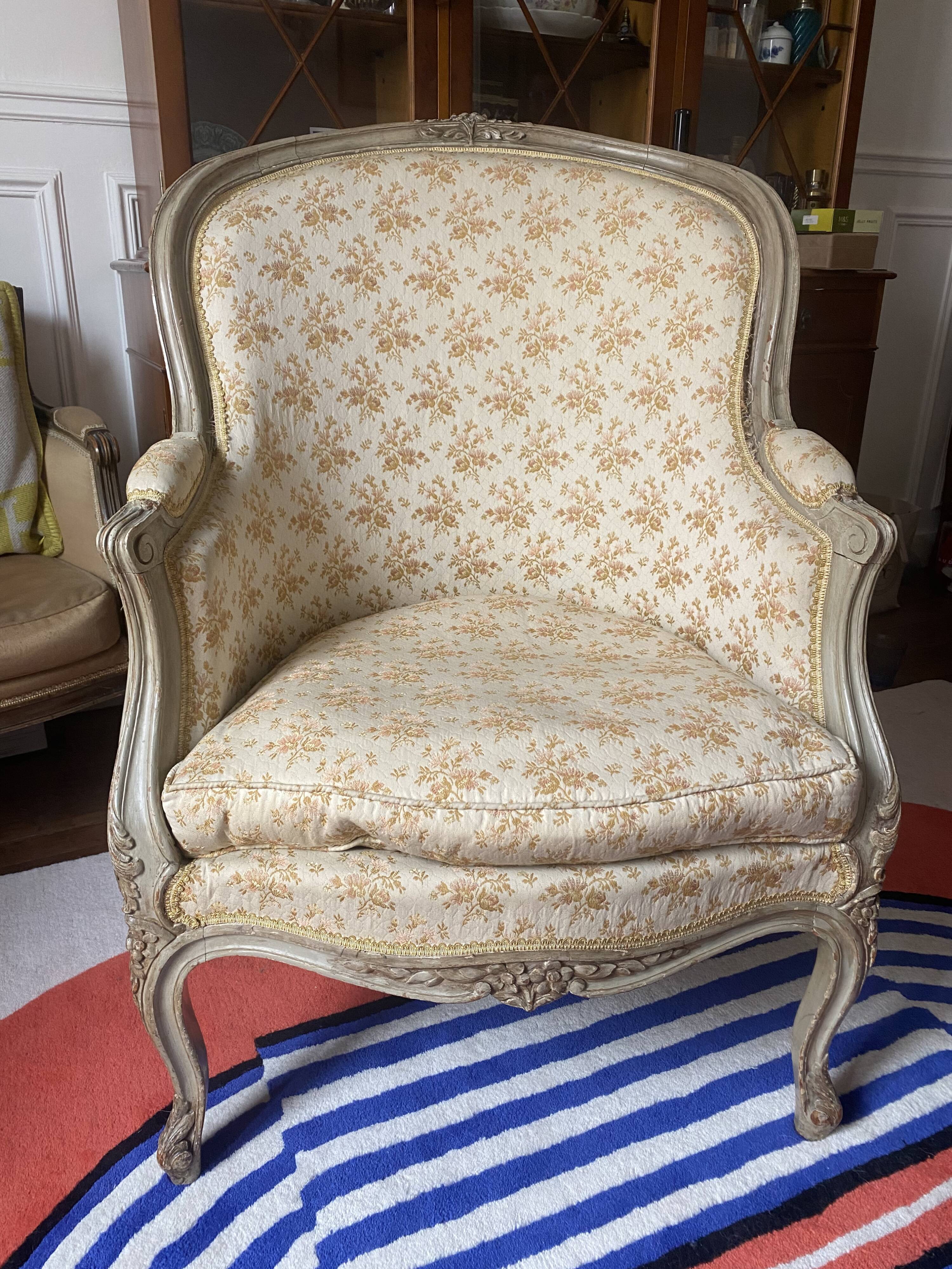 Bergère fauteuil de style Louis XV