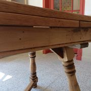 Table avec rallonges intégrées rénovée