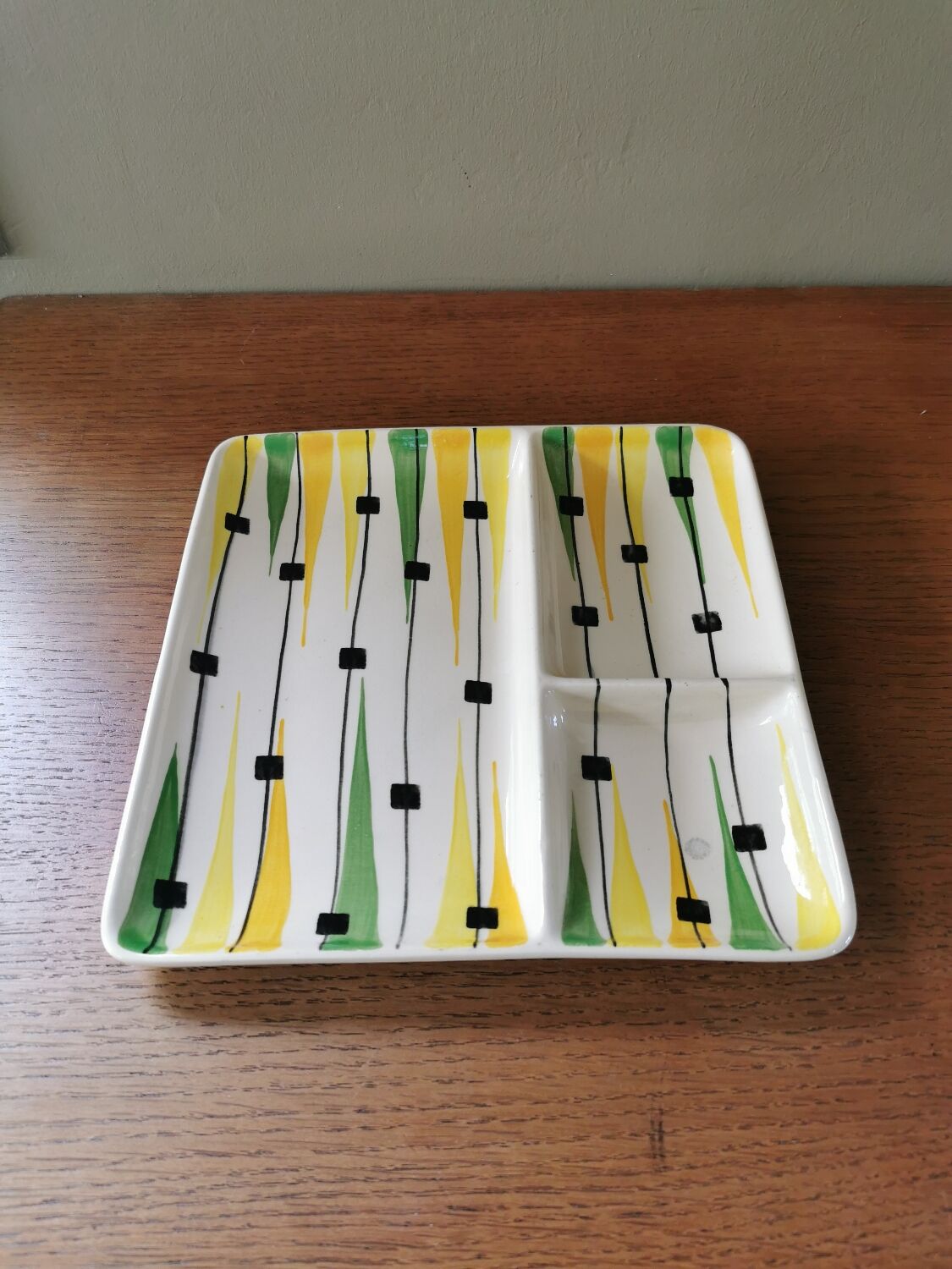 Vintage compartment dish St Clement