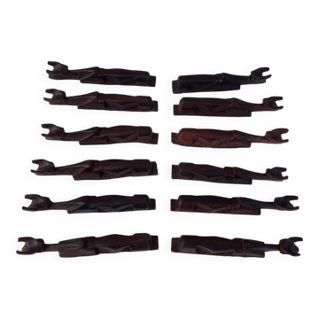 12 porte-couteaux en bois