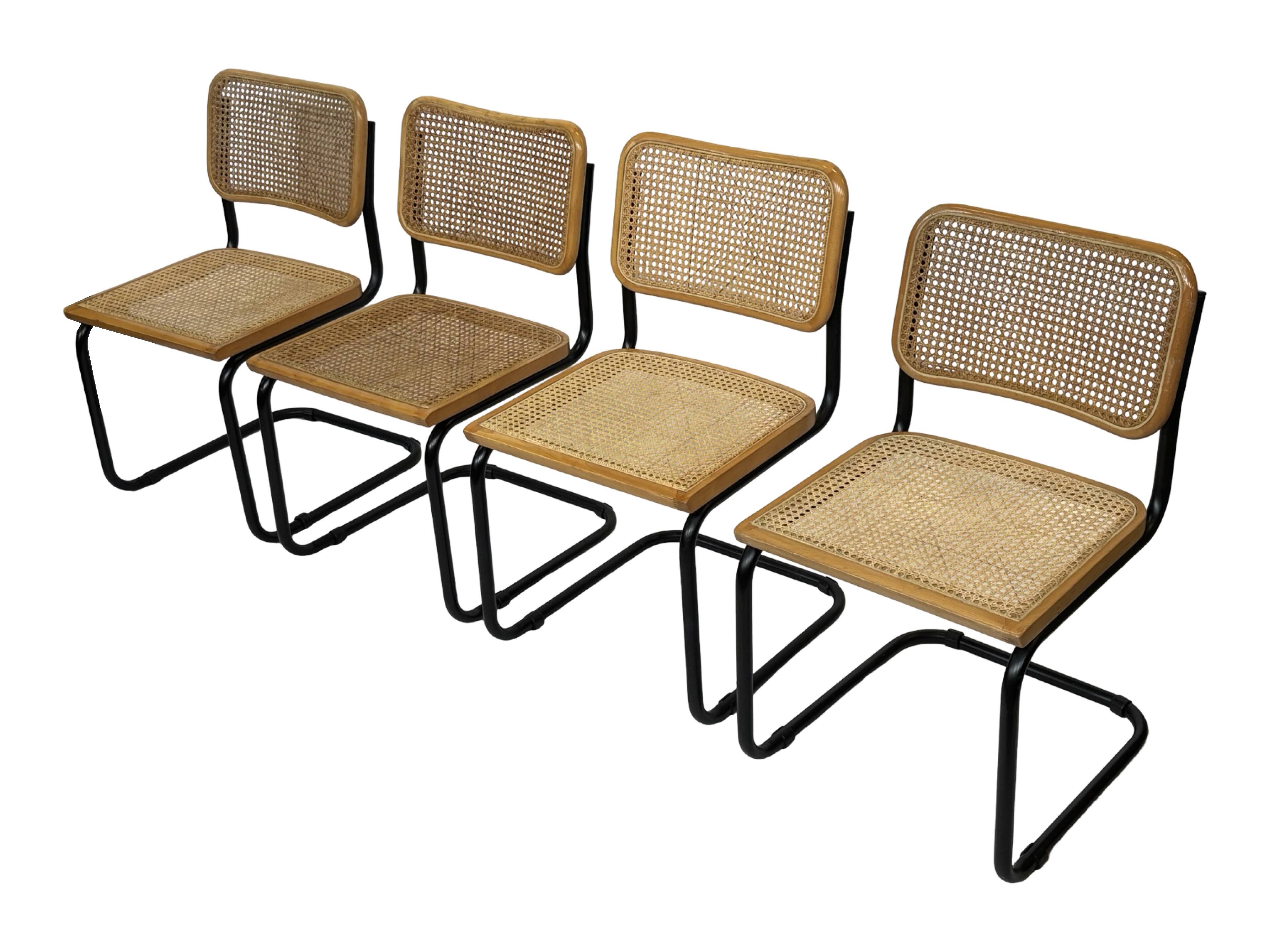 Set of 4 chairs Cesca B32 designed by Marcel Breuer design black frame