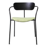 Pavilion AV4 chair, & Tradition