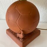 Lampe ballon de football et coq en terre cuite des années 80