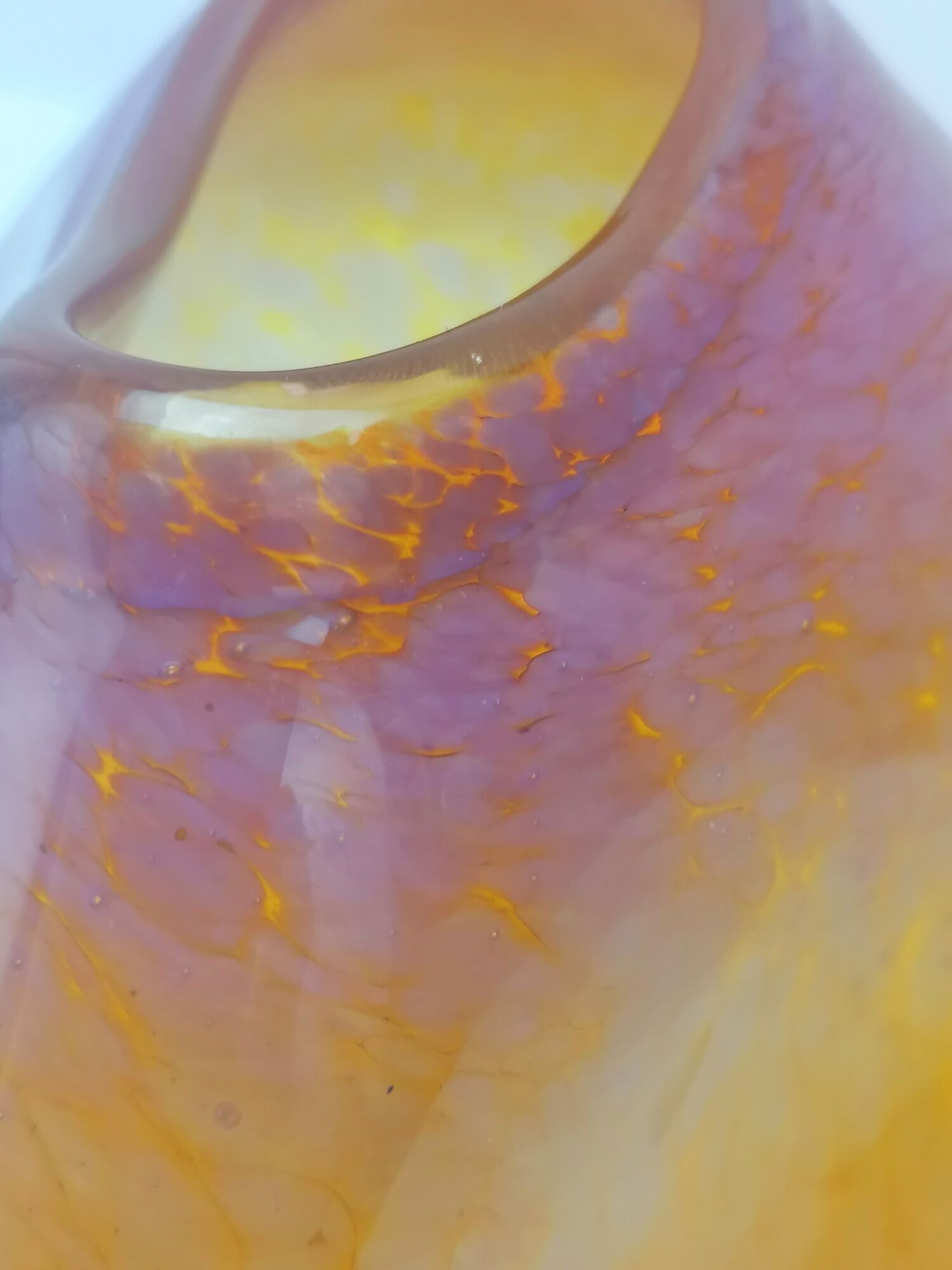Vase boule orange soufflé à la main de L'Oca Nera (Italie)