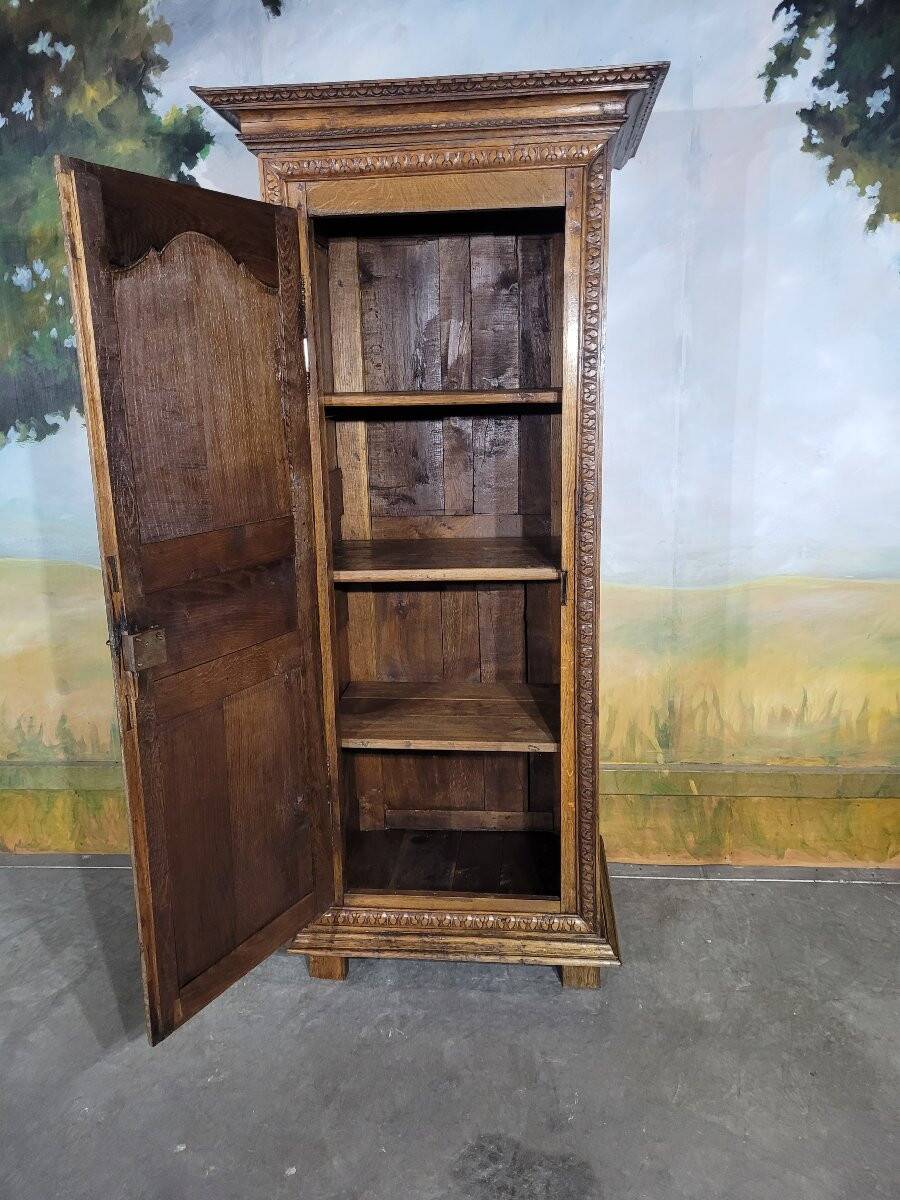 Petite bonnetière époque 1940 de style Louis XIV