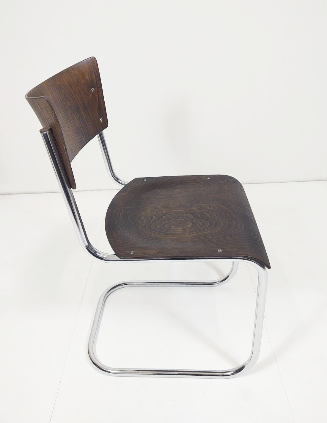 Tubular steel cantilever chair by Mart Stam