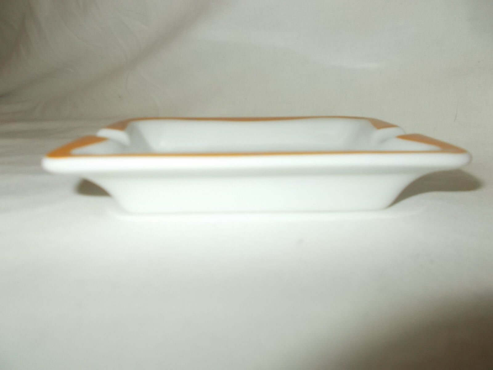 Advertising ashtray chateau de sancerre