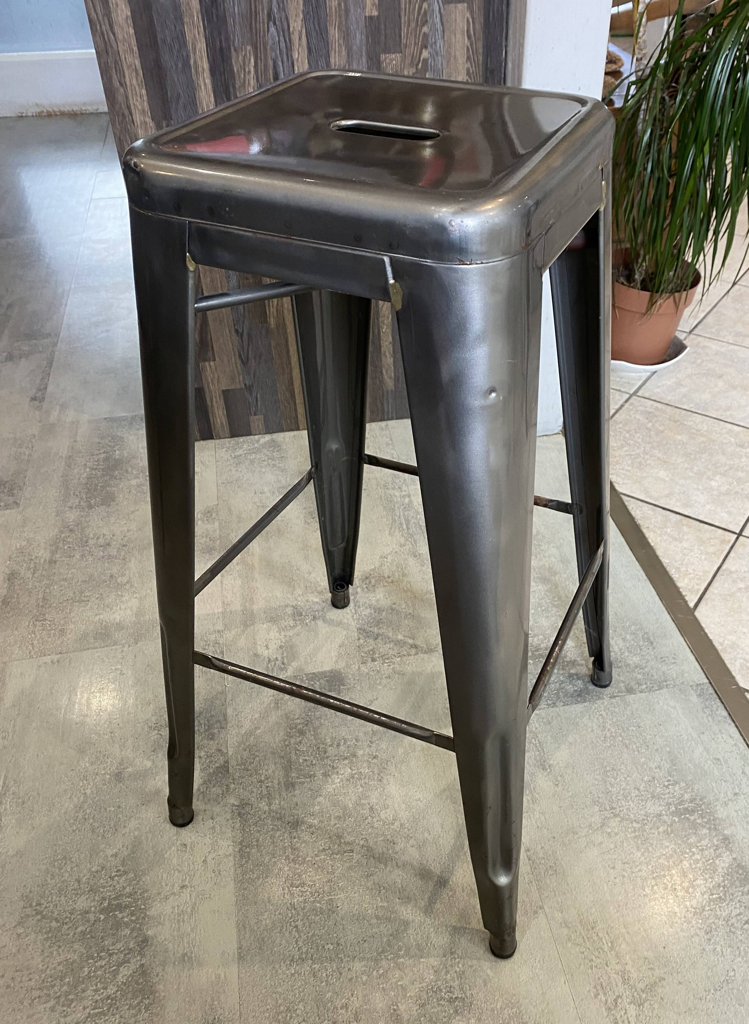 Genuine TOLIX H75 industrial high bar stool, stackable, varnished metal.