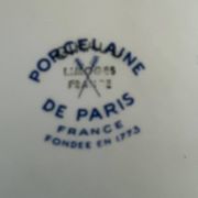 Bonbonnière en porcelaine