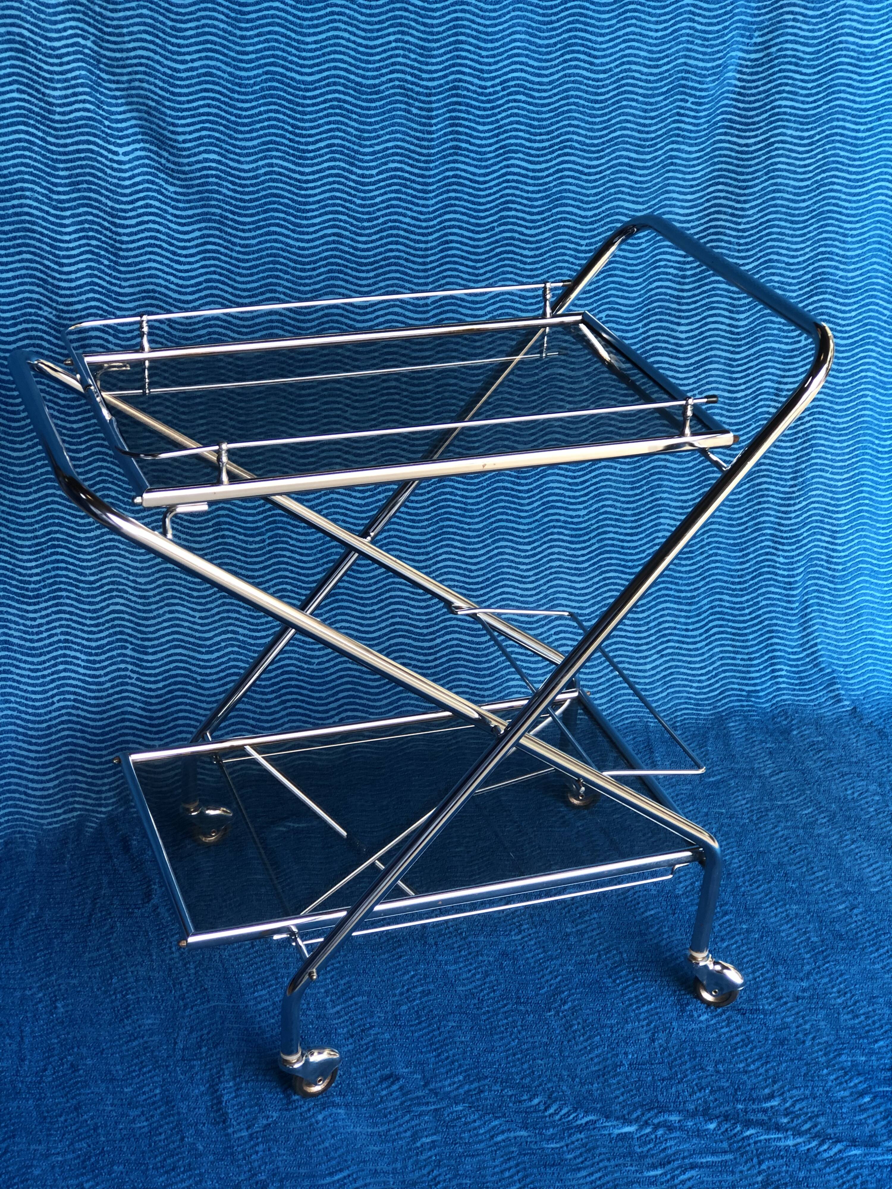1970 folding server on wheels smoked glass