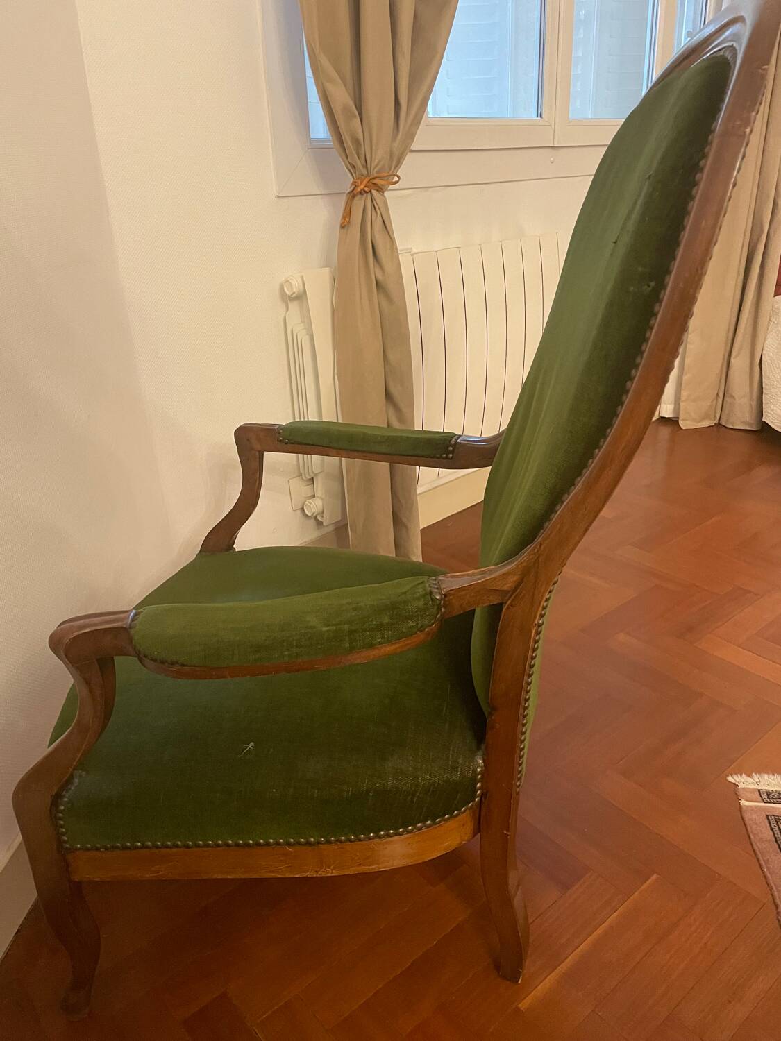 Voltaire armchair - LP period walnut