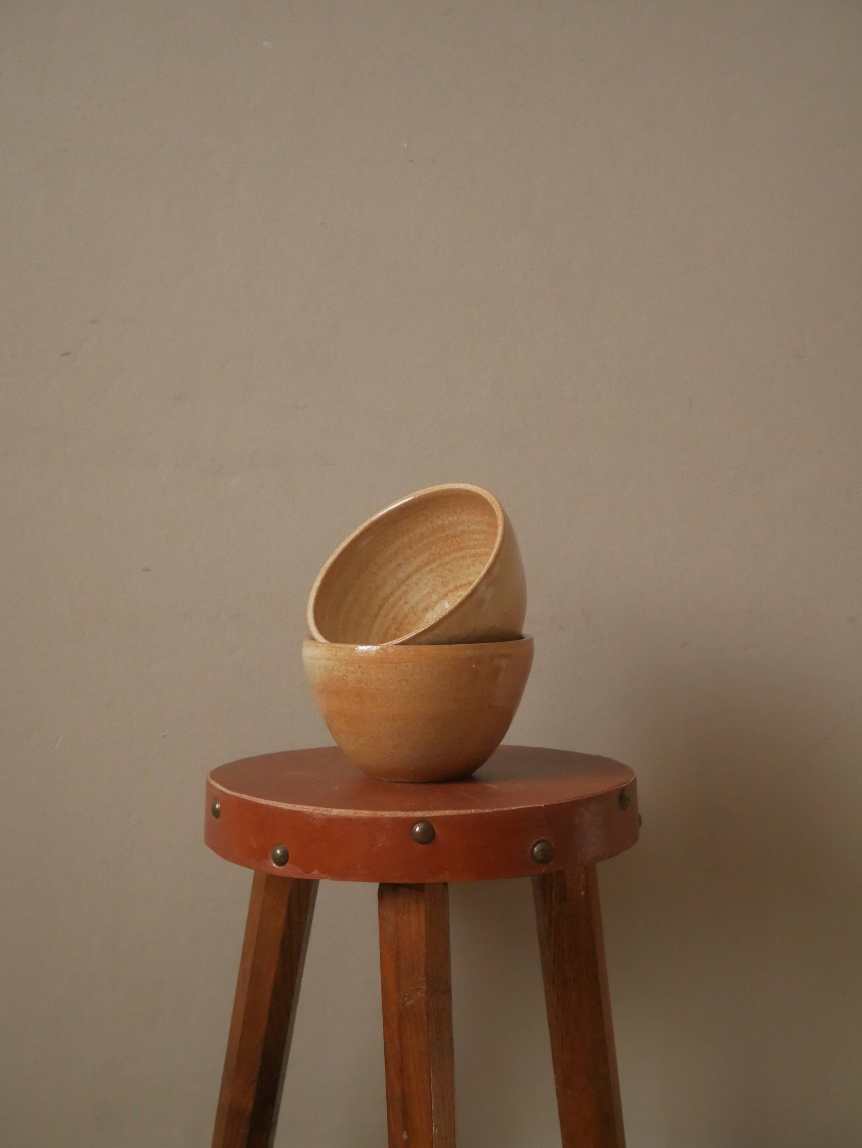 Vintage stoneware ceramic bowls handmade pottery Scandinavian country decoration artisanal manufacturing