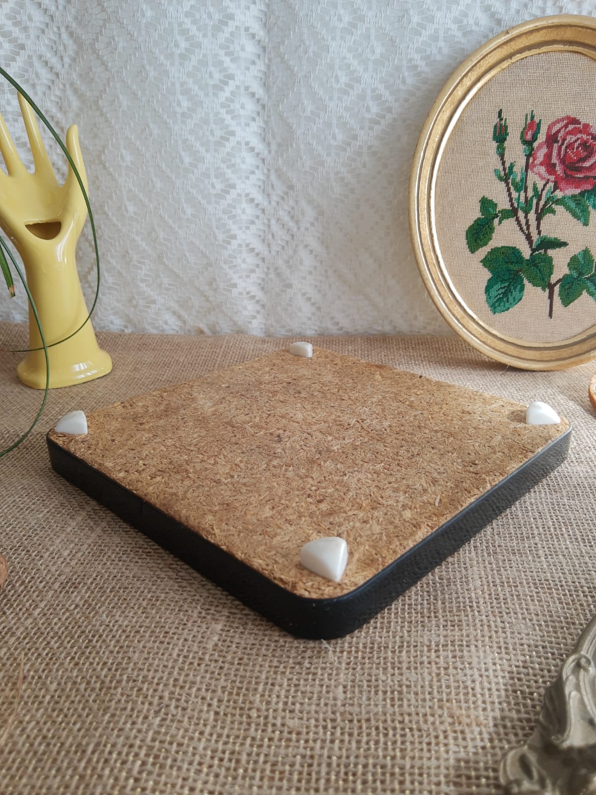 Flat bottom in white veined formica gray - vintage