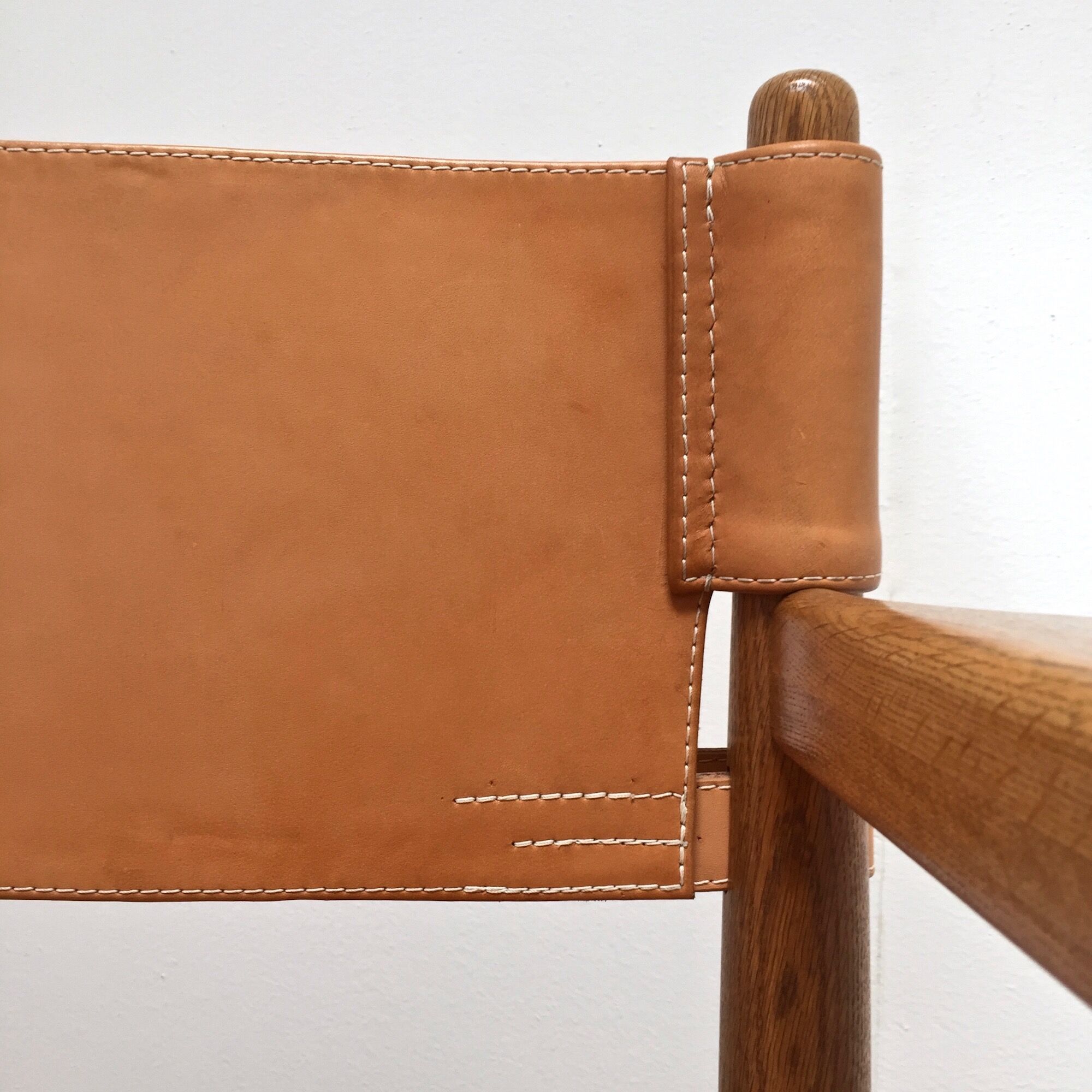 Wood and leather armchairs Borge Mogensen