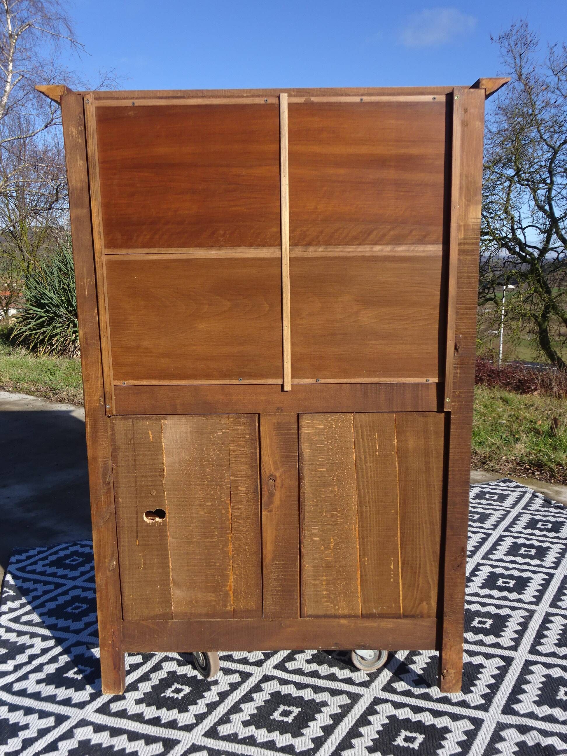 Small oak cabinet, 4 doors, Louis XIII style