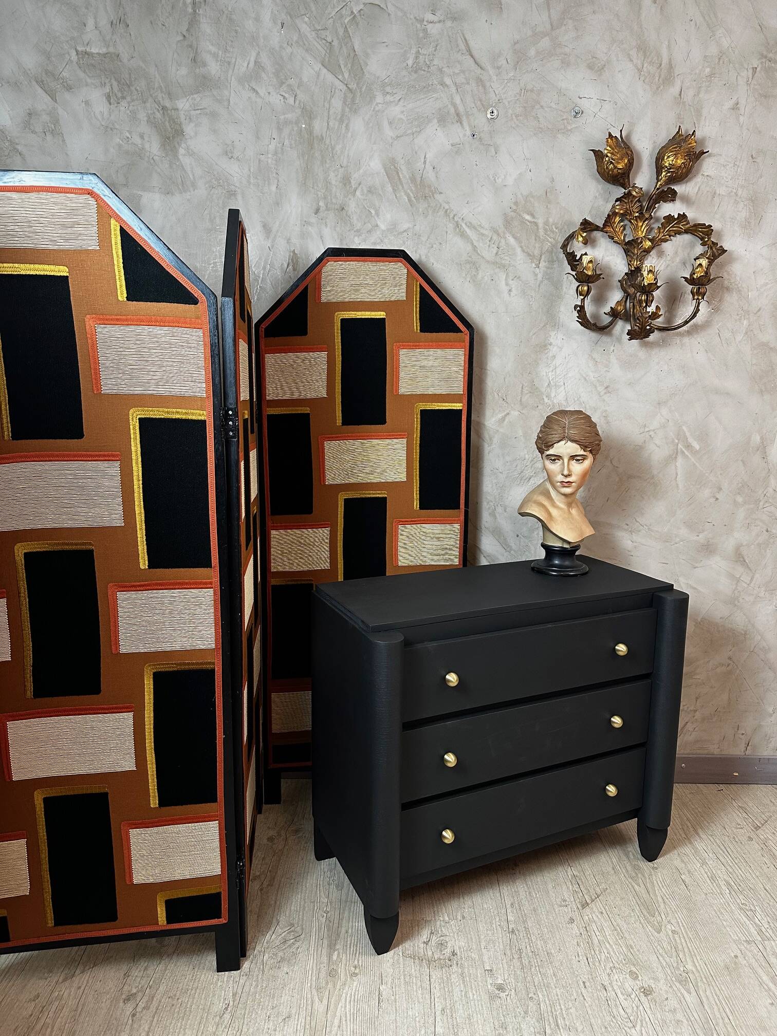 Art Deco Chest of Drawers