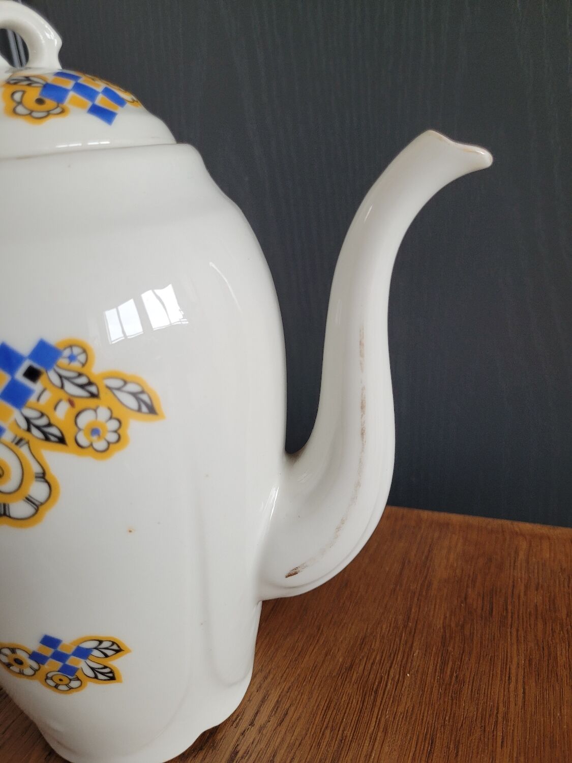 Sugar bowl and coffee pot