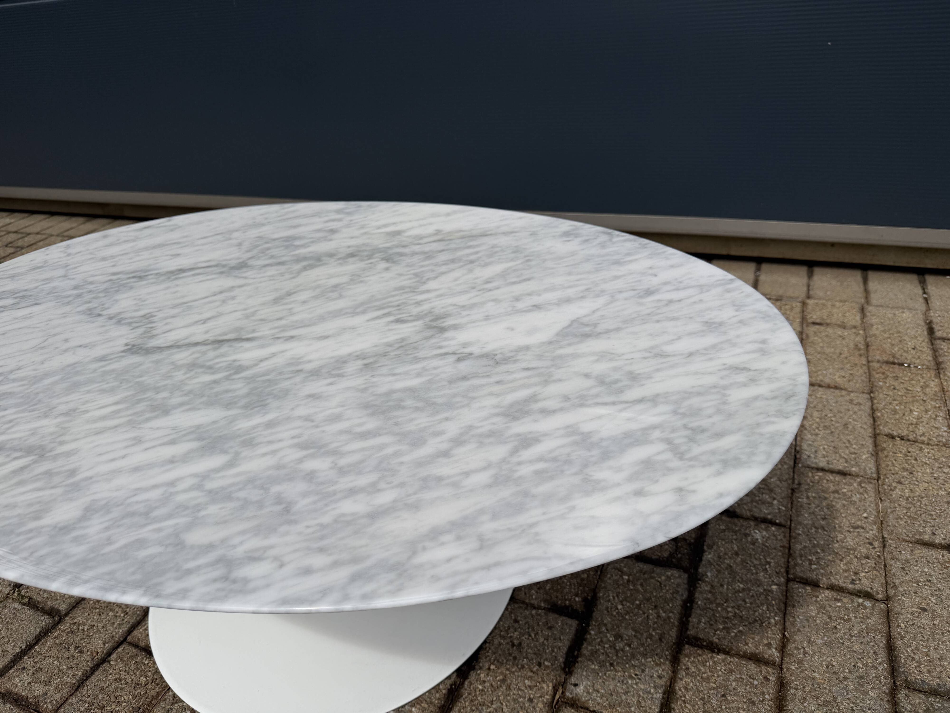 Original Knoll Tulip Oval Coffee Table Eero Saarinen Statuarietto 107x70